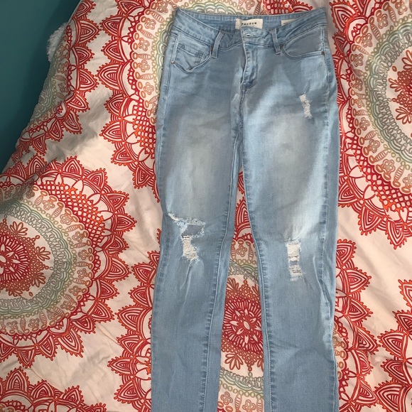 Jeans - Picture 2 of 3